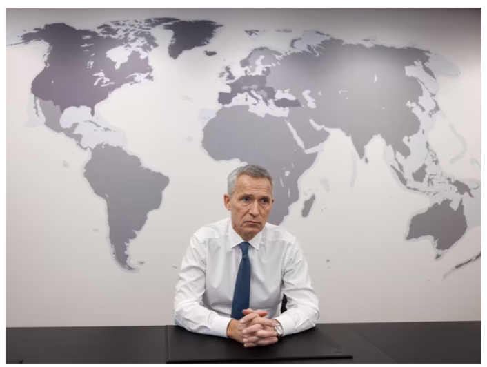 PÅ INNSIDEN AV NATOS «WAR ROOM»