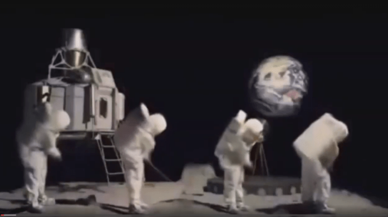 20 Proofs NASA Faked the Moon Landings.